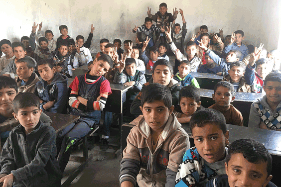 Iraqi schoolkids